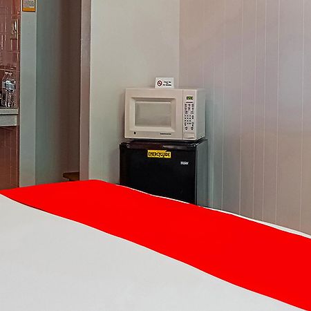 Oyo 兰伯顿14号公路酒店 Lamberton 外观 照片